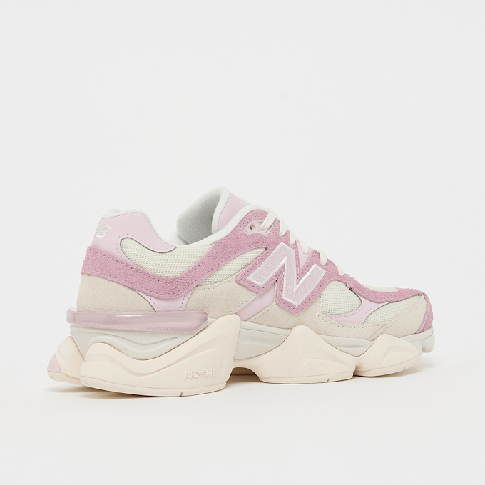 New Balance 9060 rosa 102756 3