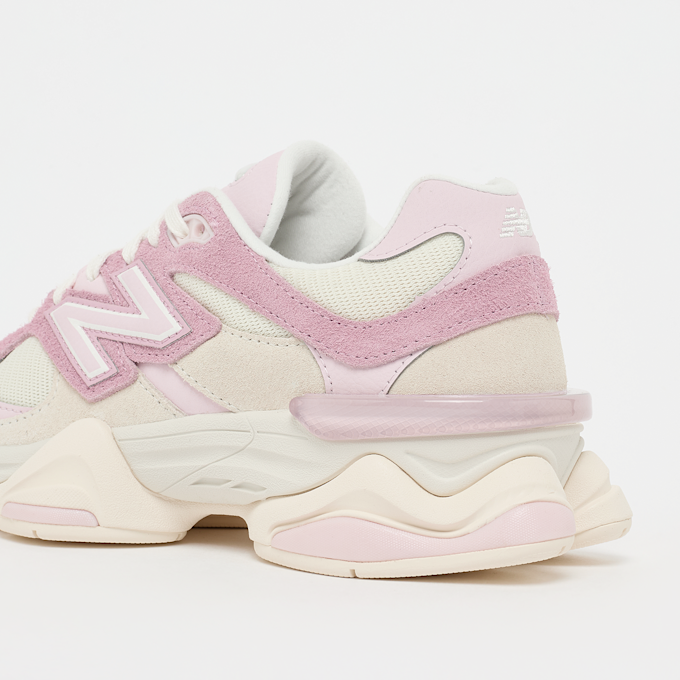 New Balance 9060 rosa 102756 7