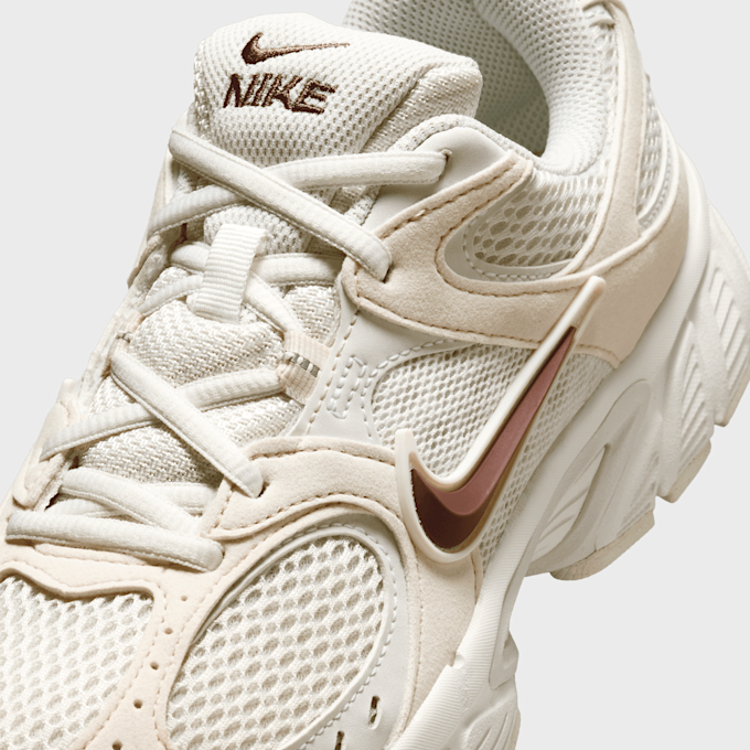 Nike   V5 RNR beige 102824 7