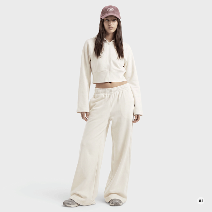 New Balance Brushed Coastal Fleece Pant bege 102952 4