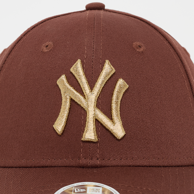 New Era Female Metallic Logo 9Forty New York Yankees marrone 102993 4