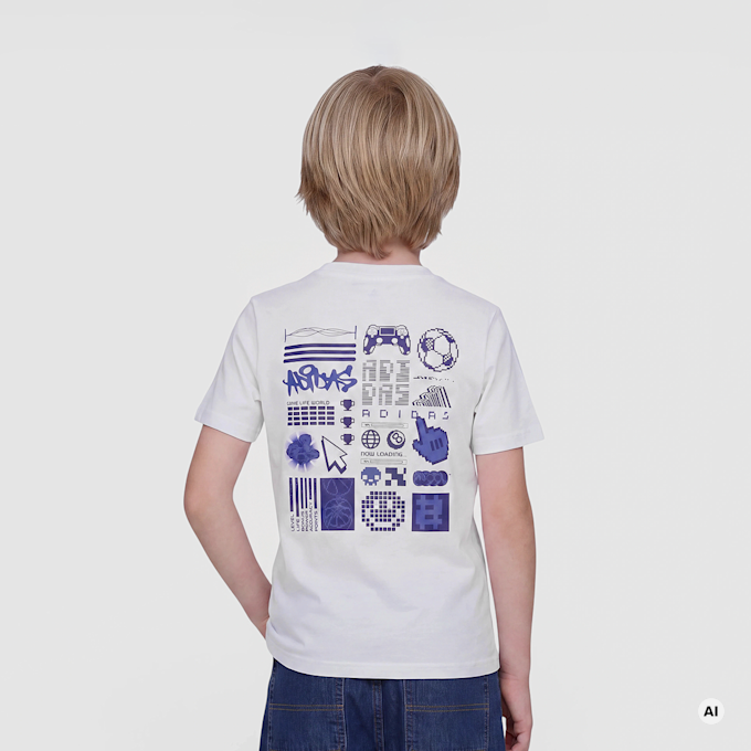 adidas Originals Gaming Graphic T-Shirt bijela 103540 1