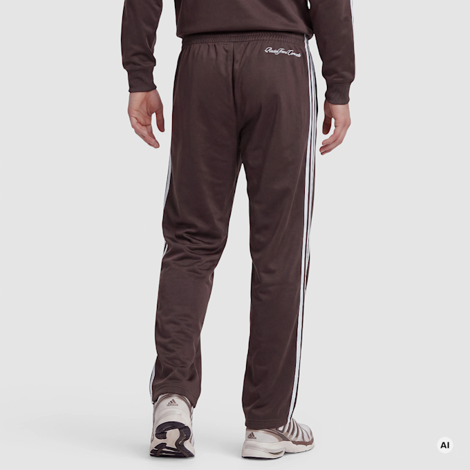 adidas Originals Firebird Adicolor Baggy Fit Trackpants bruin 103615 2