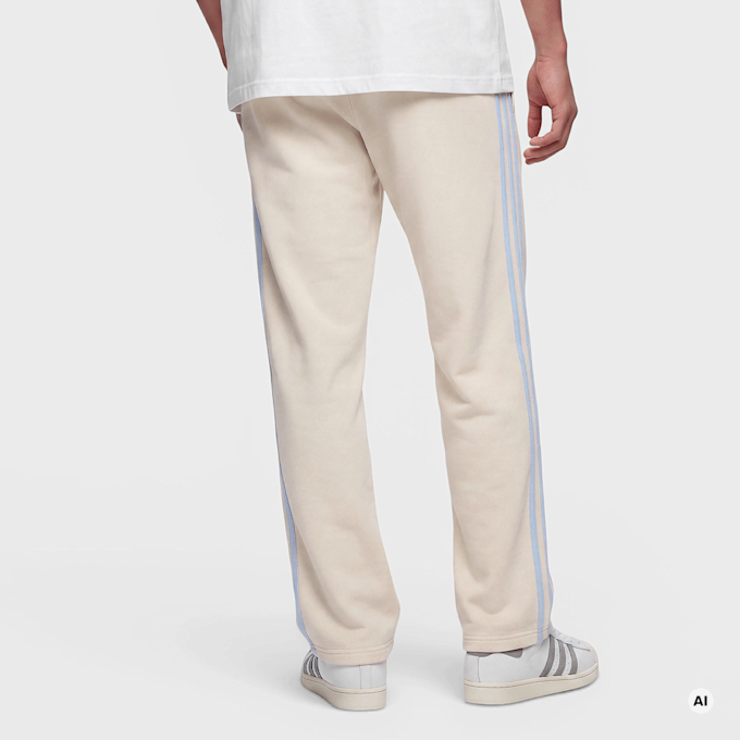 adidas Originals Graphic Fleece Open Hem Pant beige 103613 2