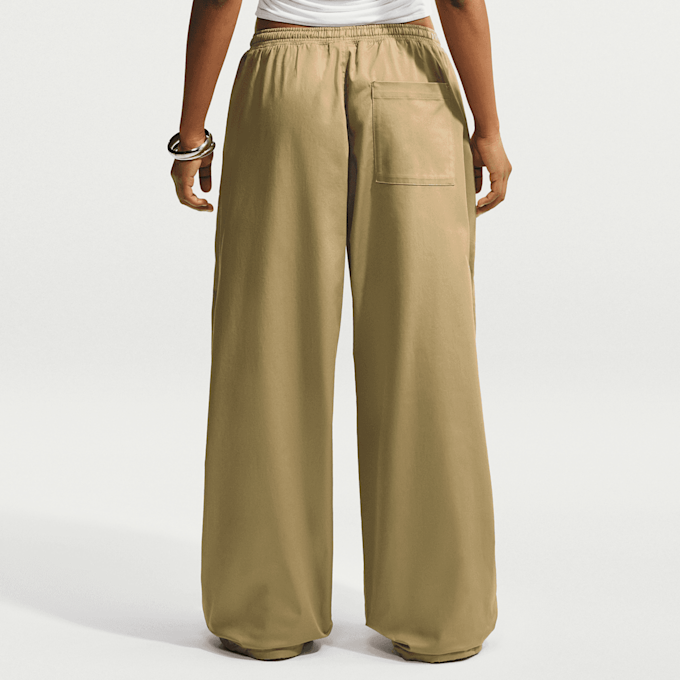Nike   Sportswear Oversized Low-Rise Utility Pants bež 103769 2