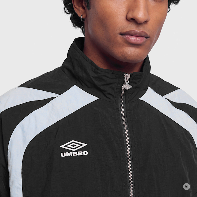 Umbro Relaxed Track Jacket negro 103743 3