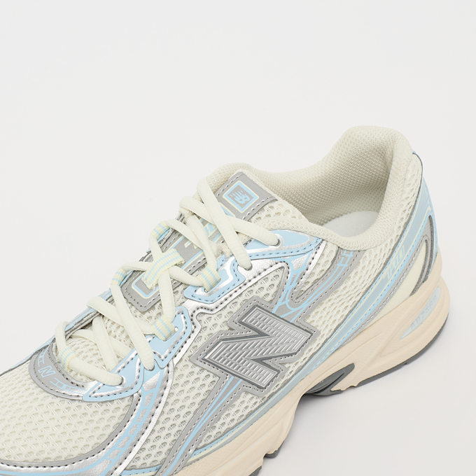 New Balance 740 beige 104284 7