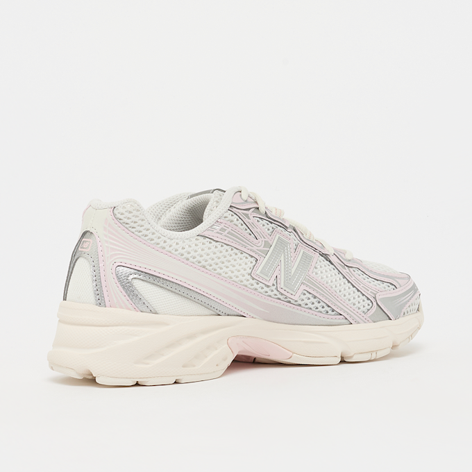 New Balance 740 beige 104391 3