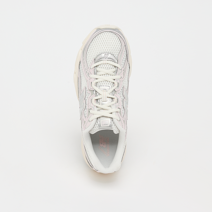 New Balance 740 beige 104391 5