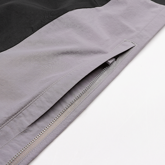 New Balance Color Blocked Woven Pant Nero 104504 4