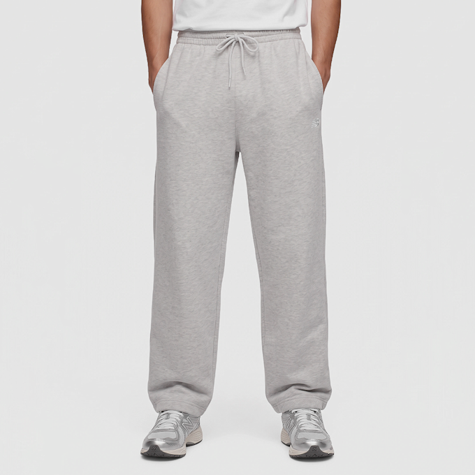 New Balance Sport Essentials Fleece Pant grijs 104507 1