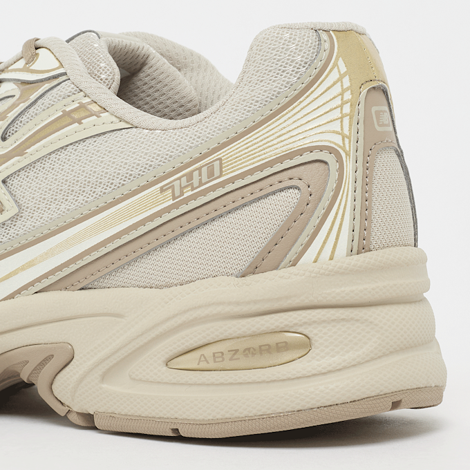 New Balance 740 beż 104546 7