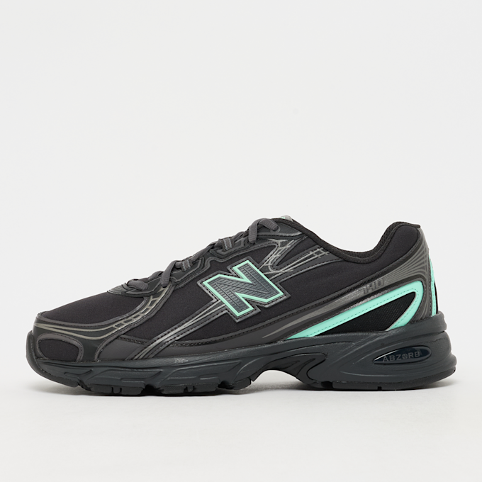 New Balance 740 crna 104548 1