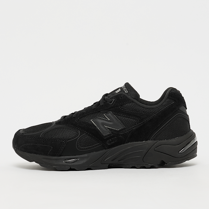 New Balance 880 schwarz 104554 1
