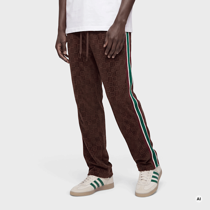 Colucci VELOURS CHECKERBOARD TRACKPANTS DARK BROWN braun 105223 1