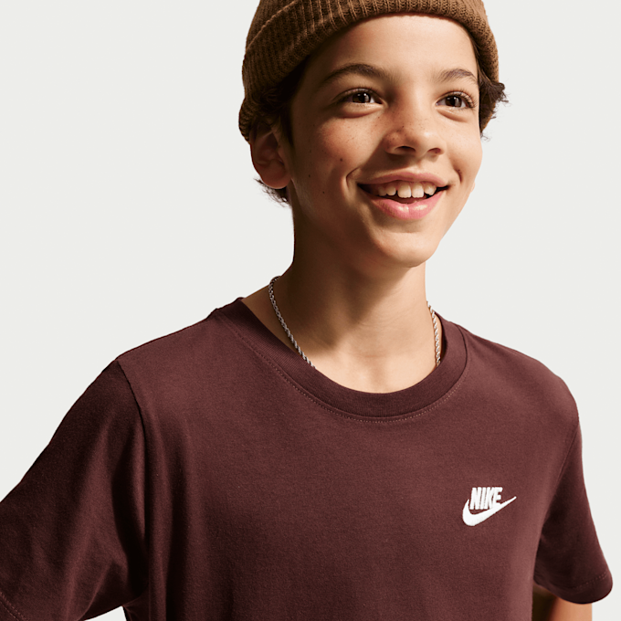Nike Sportswear Futura Tee Marrone 105256 4