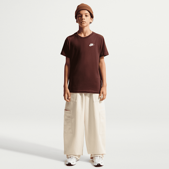 Nike Sportswear Futura Tee Braun 105256 5