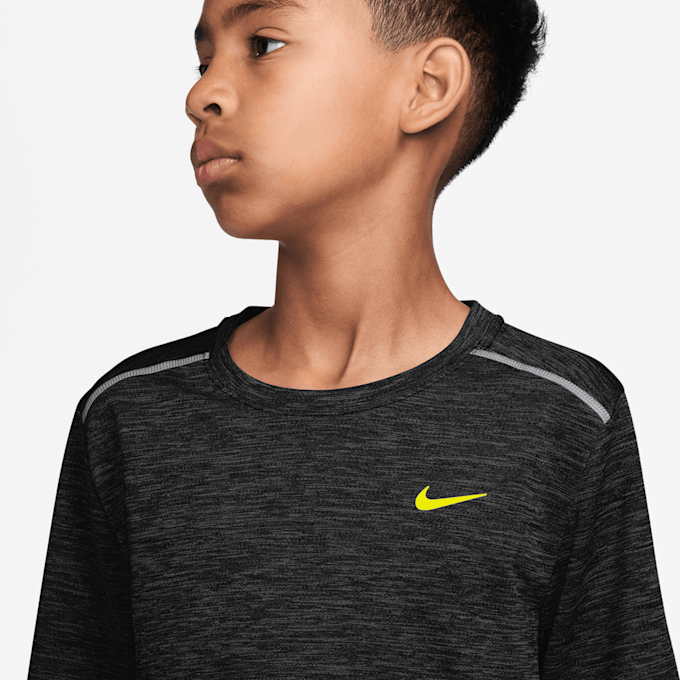 Nike Dri-FIT Miler Shortsleeve Top noir 105254 3
