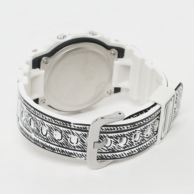 G-SHOCK DW-5600JV-7ER biały 105381 2