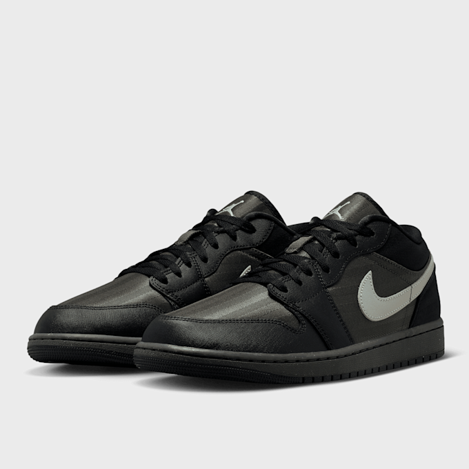 Jordan Air Jordan 1 Low SE black/newsprint/spruce fog Nero 105313 3