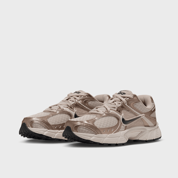 Nike   V5 RNR PRM sanddrift/off noir-blur-lt orewood brn braun 105377 3