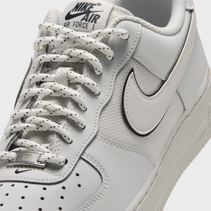 Nike   Air Force 1 '07 LV8 blanc 105587 7