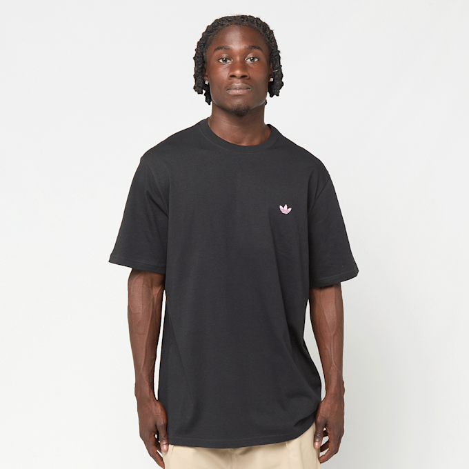 adidas Originals 3D Trefoil Graphic T-Shirt preto 106009 2
