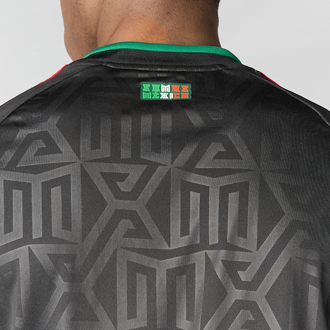 adidas Originals Mexico FMF Third Jersey crna 107163 6