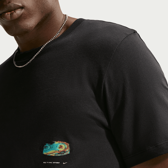 Nike   Sportswear Studio Globe Tee nero 107316 5