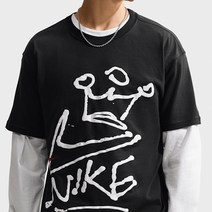 Nike Sportswear Tee Loose Crown schwarz 107319 3