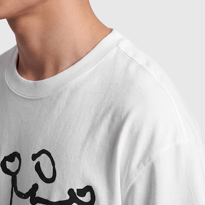 Nike   Sportswear LSE Crown Tee bianco 107315 3