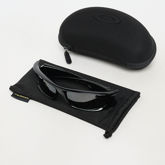 Oakley Highland negro 107706 4