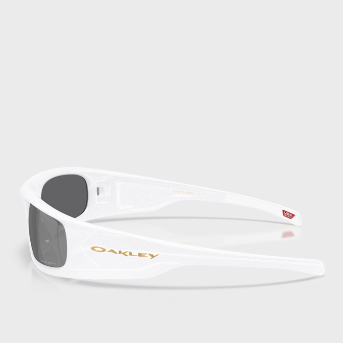 Oakley Highland Pearl White w/ Prizm biały 107717 2
