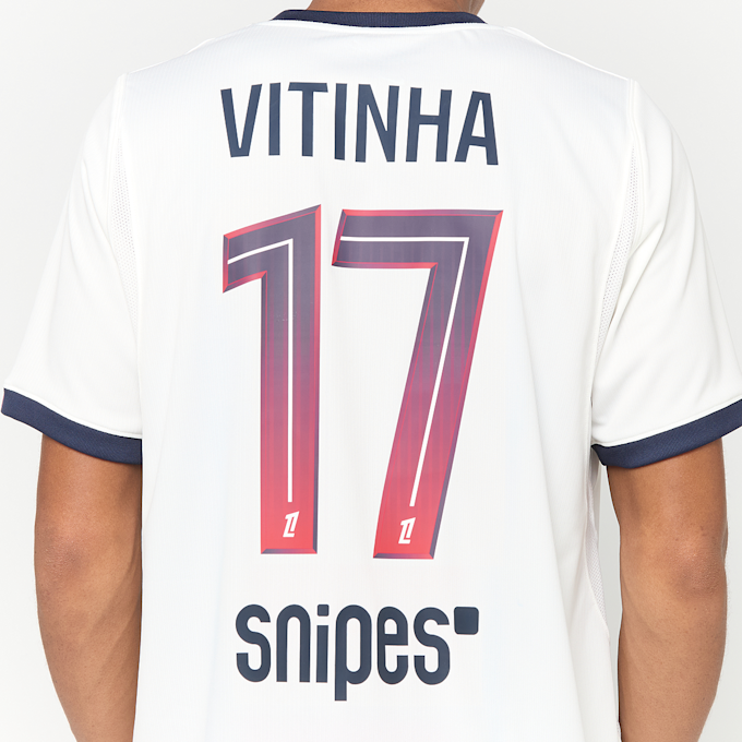 Nike Vitinha / No. 17 / PSG Nike Away Stadium 2026/27 weiß 107737 6