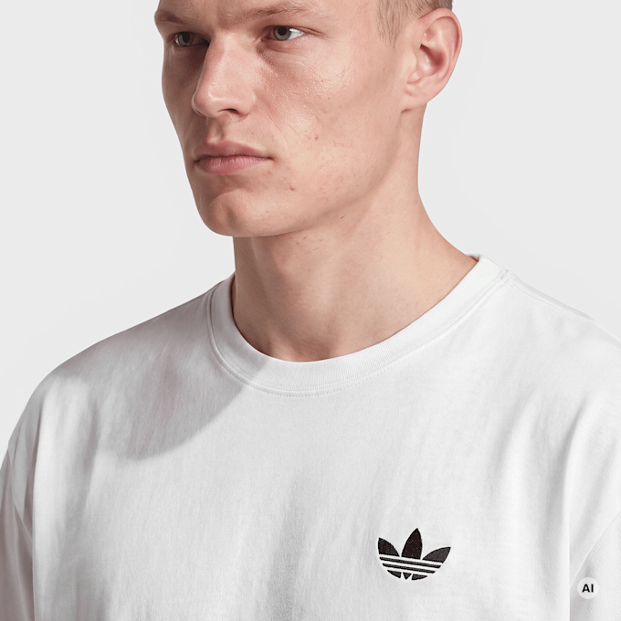adidas Originals Logo Graphic Tee wit 109757 3