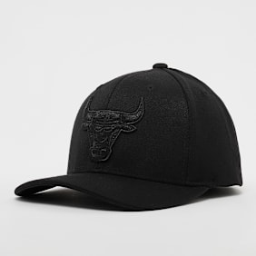 Mitchell & Ness NBA Classic Red Tonal Snapback Chicago Bulls noir