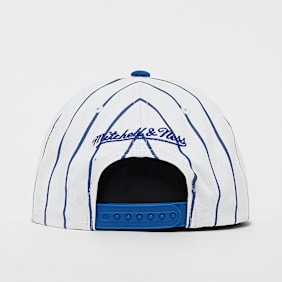 Mitchell & Ness Retro Pinstripe Snapback HWC NBA New York Knicks bijela