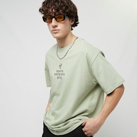Upscale by Mister Tee Justice Oversize Tee zelena