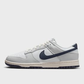 Nike Dunk Low Next Nature weiß