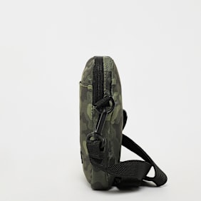 SNIPES Rubber Badge Basic Logo Mobile Bag mimetico