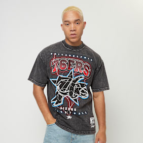 Mitchell & Ness NBA Oversized Graphic Tee Philadelphia 76ers gris