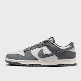 Nike   Dunk Low Next Nature gris