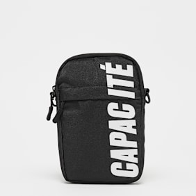 Capacité Core Logo Crossbody Bag schwarz