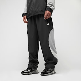 New Balance Woven Track Pant preto