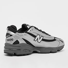 New Balance 1000 prateado
