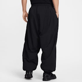 Nike   Club Woven Oversized Track Pants preto