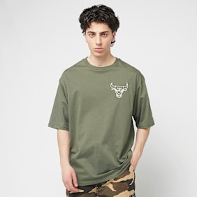 New Era NBA League Essential Oversized Tee Chicago Bulls zelena