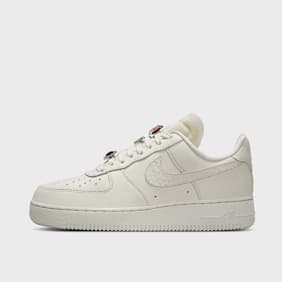 Nike WMNS Air Force 1 Low Premium marrón