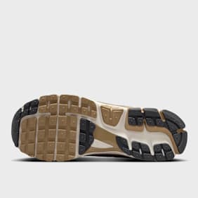 Nike   Zoom Vomero 5 gris