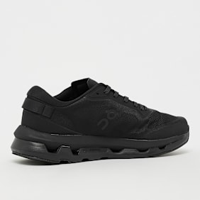 On Cloudzone negro